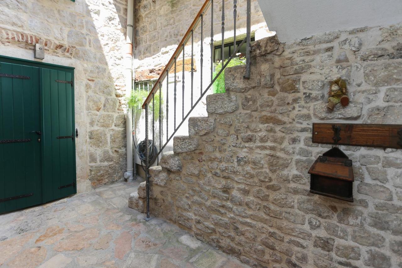 Apartments Salvezani Split Kültér fotó